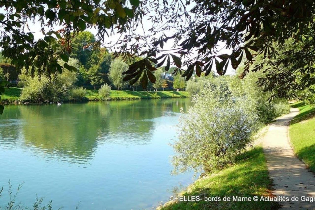 Roulotte Insolite Avec Terrasse Proche Paris Noisy-le-Grand Kültér fotó